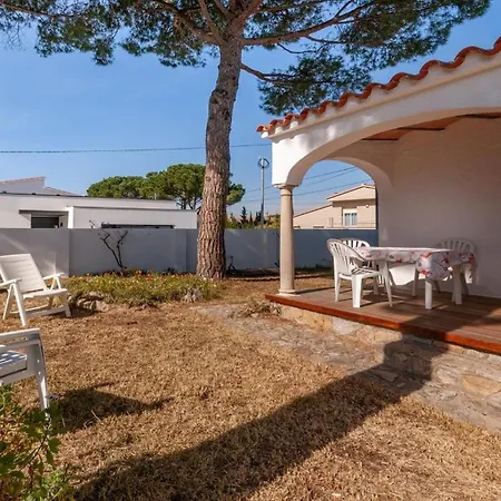 Vacay Pinos, En Un Entorno Tranquilo En La Costa Brava, Ferienhaus *